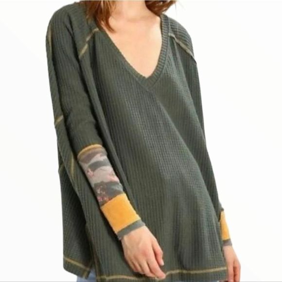 Free People Tops - FREE People  Lovin Leopard Oversized Thermal